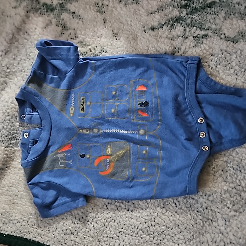 Baby bodysuite